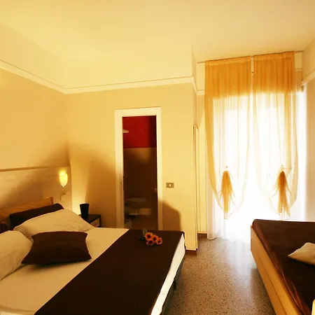 London 3*